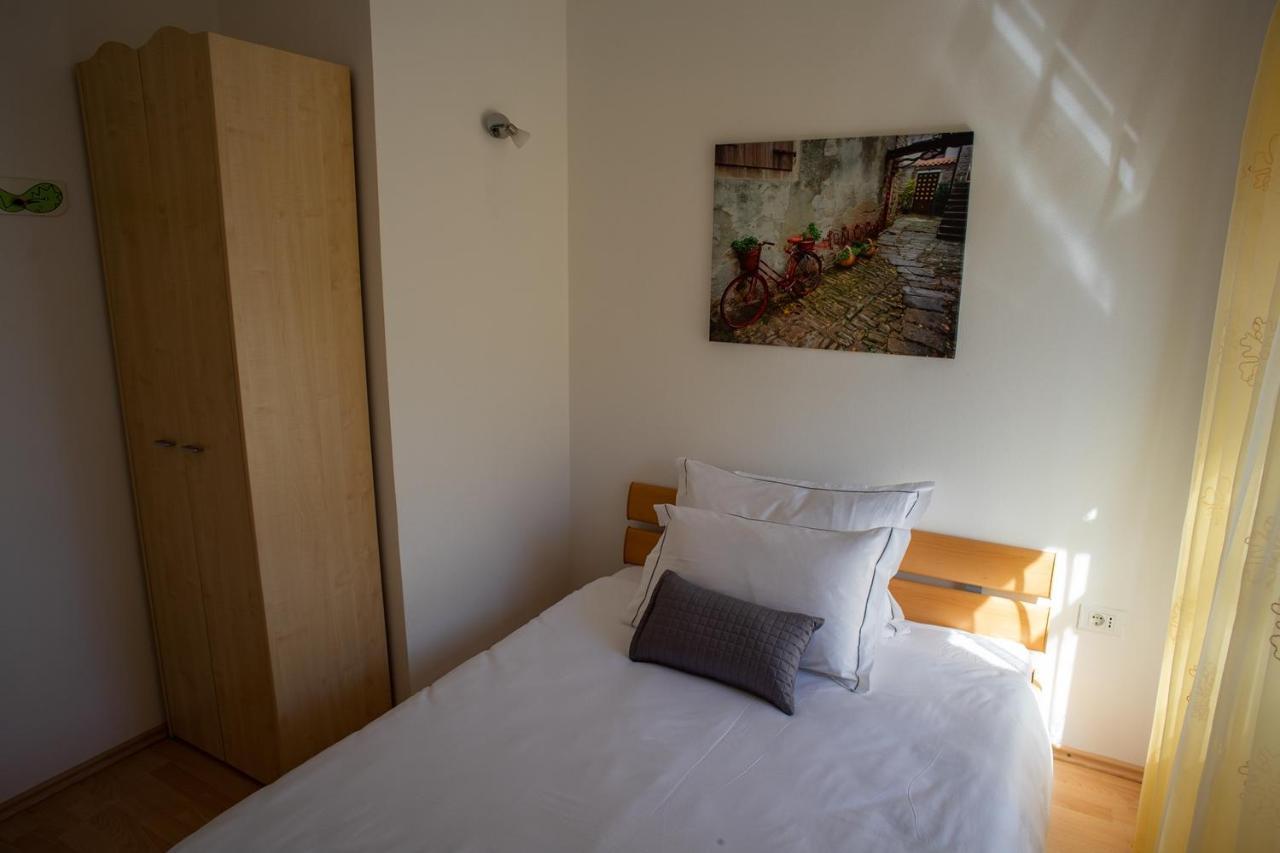 Olive Tree Apartments อูมัค ภายนอก รูปภาพ