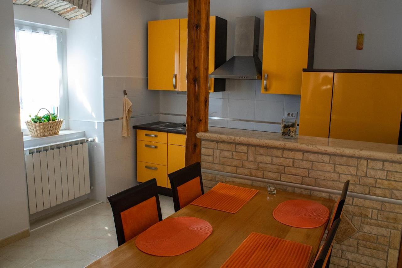 Olive Tree Apartments อูมัค ภายนอก รูปภาพ
